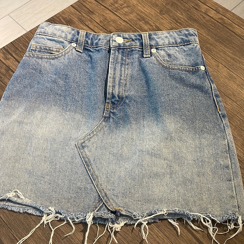 Forever 21 two-toned denim mini skirt
